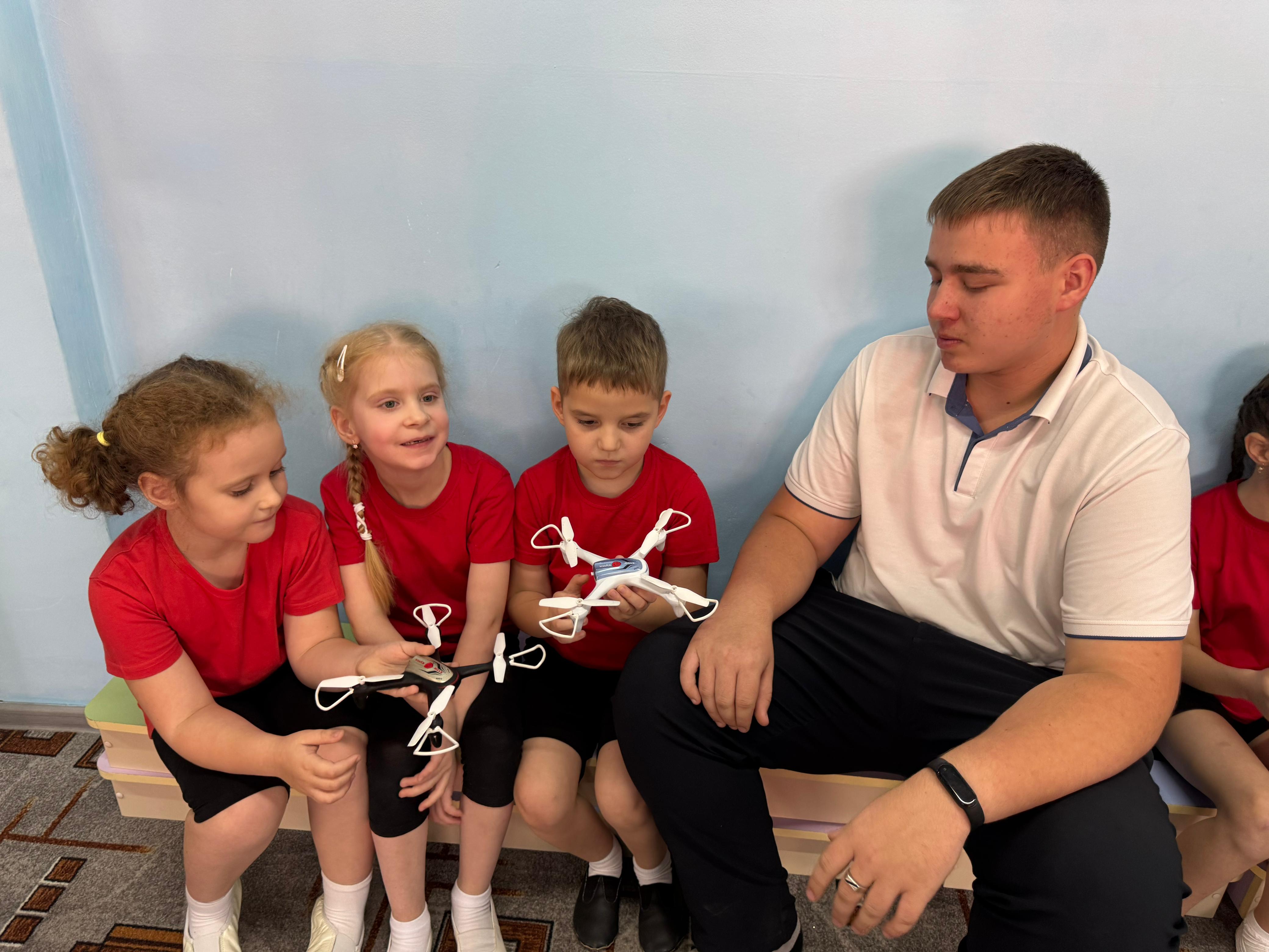 image 30 10 25 04 17